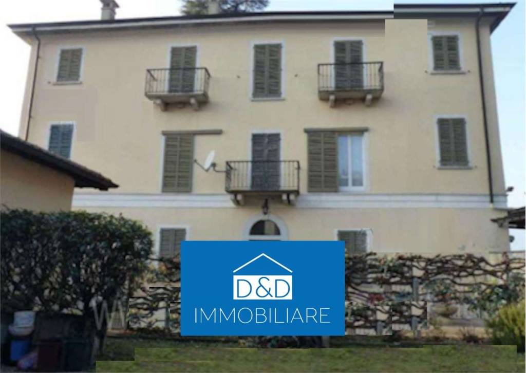 casa indipendente in vendita ad Orta San Giulio in zona Legro