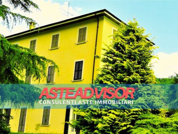 casa indipendente in vendita ad Orta San Giulio in zona Legro