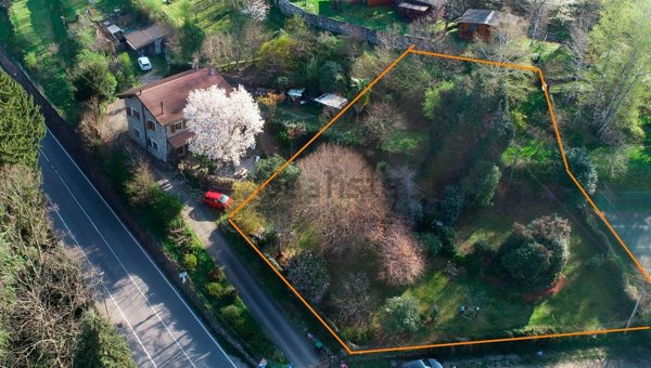 terreno edificabile in vendita ad Orta San Giulio