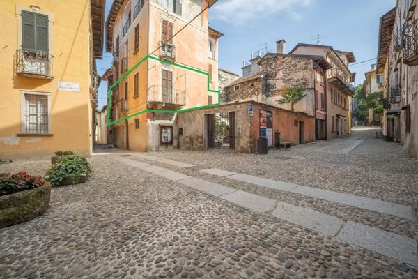 appartamento in vendita ad Orta San Giulio