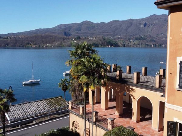 casa indipendente in vendita ad Orta San Giulio