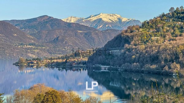 casa indipendente in vendita ad Orta San Giulio