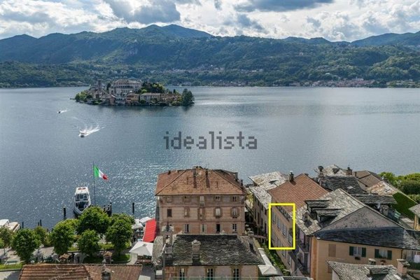 appartamento in vendita ad Orta San Giulio