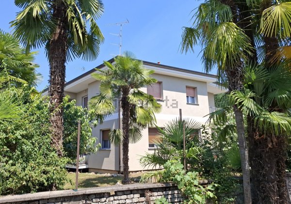 appartamento in vendita ad Orta San Giulio in zona Legro