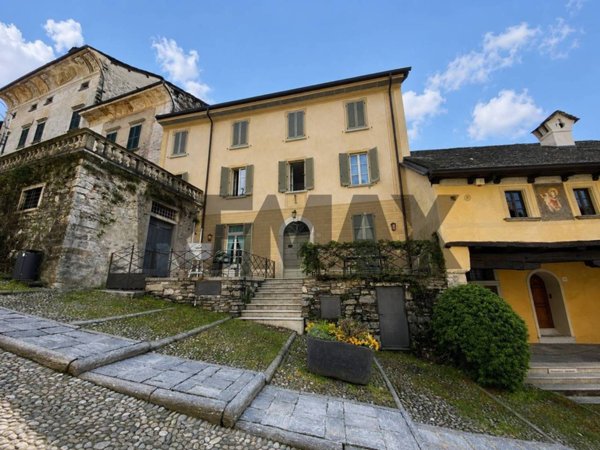 appartamento in vendita ad Orta San Giulio in zona Legro