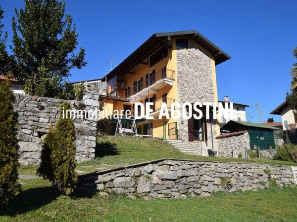 casa indipendente in vendita a Paruzzaro