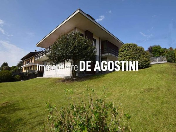 casa indipendente in vendita a Paruzzaro