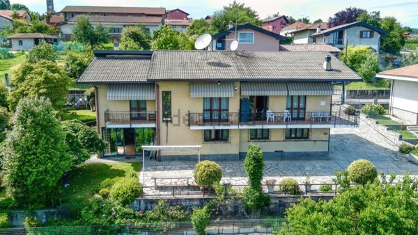 casa indipendente in vendita a Paruzzaro