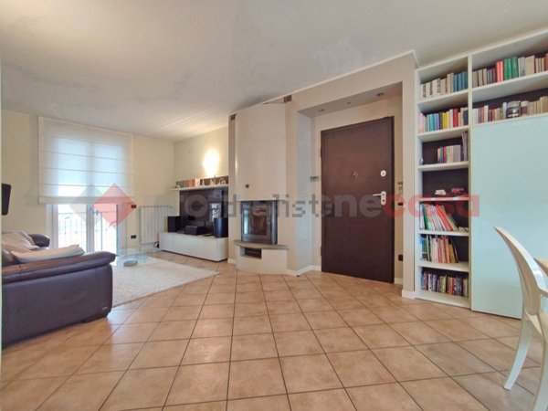 casa indipendente in vendita a Paruzzaro