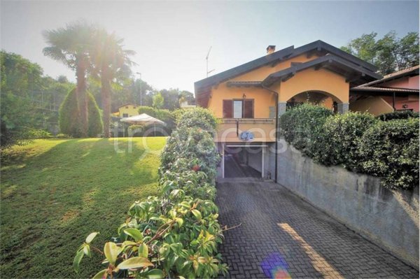 casa indipendente in vendita a Paruzzaro