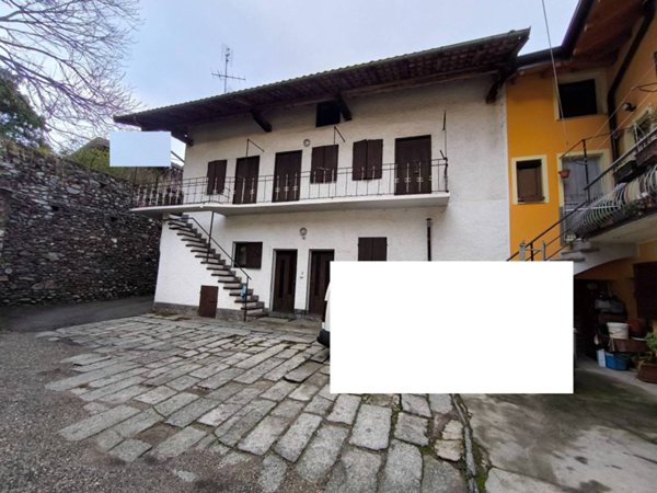 appartamento in vendita a Paruzzaro