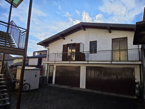 appartamento in vendita a Paruzzaro