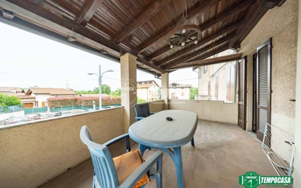 casa indipendente in vendita a Paruzzaro