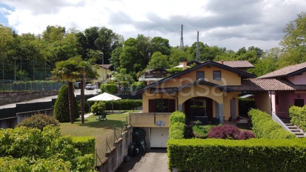 casa indipendente in vendita a Paruzzaro