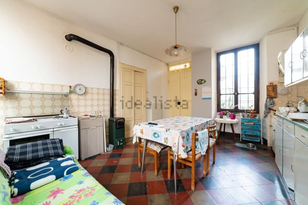 casa indipendente in vendita a Paruzzaro