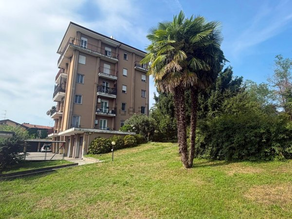 appartamento in vendita a Paruzzaro