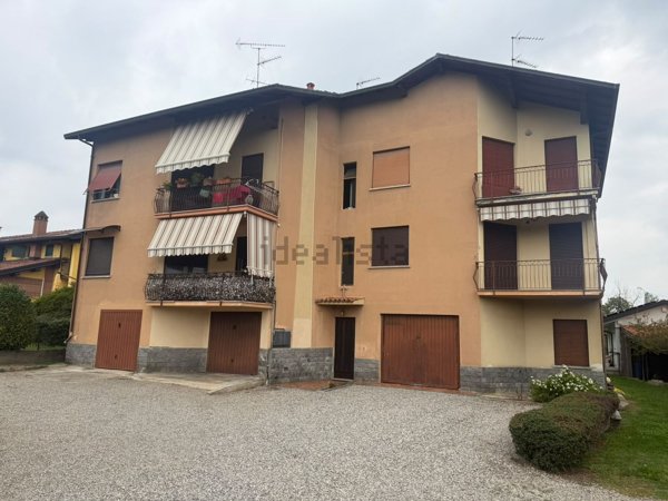 appartamento in vendita a Paruzzaro