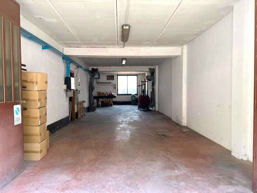 negozio in vendita a Pella