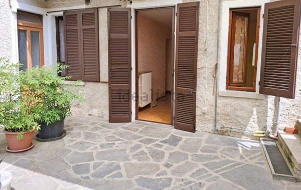 appartamento in vendita a Pella