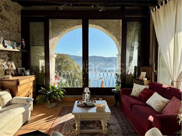 appartamento in vendita a Pella