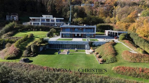 casa indipendente in vendita a Pella