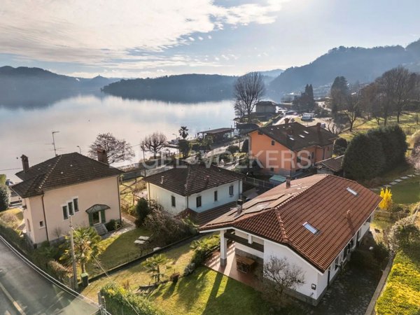 casa indipendente in vendita a Pella