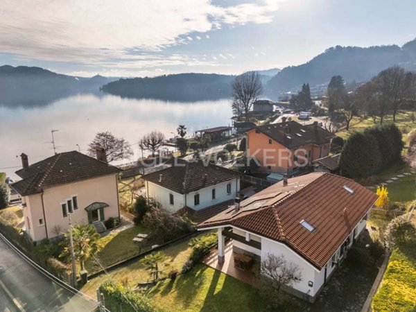 casa indipendente in vendita a Pella