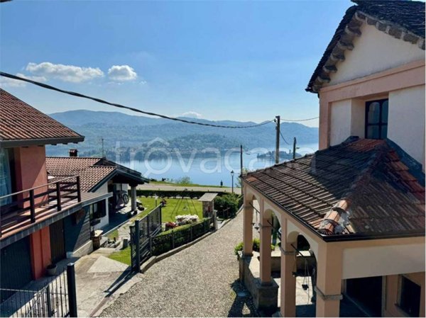 casa indipendente in vendita a Pella