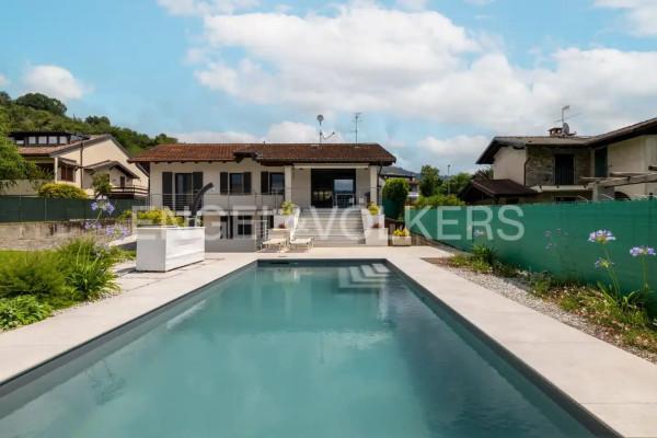 casa indipendente in vendita a Pettenasco