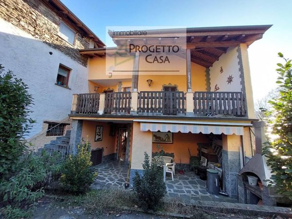 casa indipendente in vendita a Pettenasco in zona Pratolungo