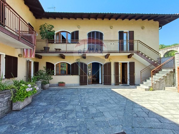 appartamento in vendita a Pettenasco