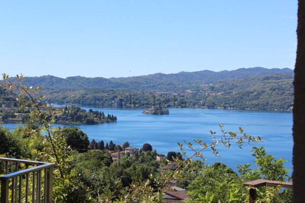 casa indipendente in vendita a Pettenasco