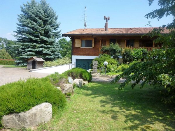 casa indipendente in vendita a Pisano