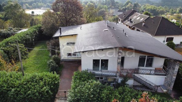 casa indipendente in vendita a Pisano