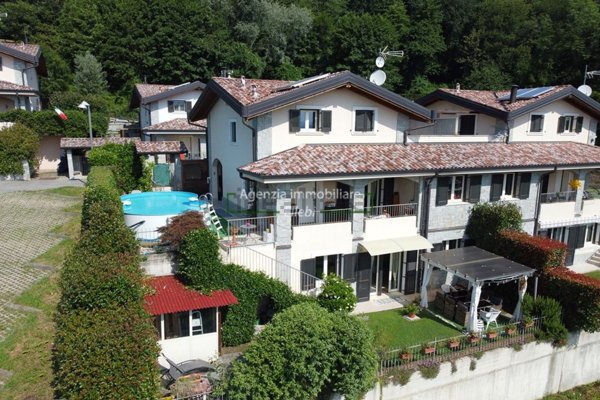 casa indipendente in vendita a Pisano