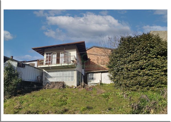 casa indipendente in vendita a Pisano