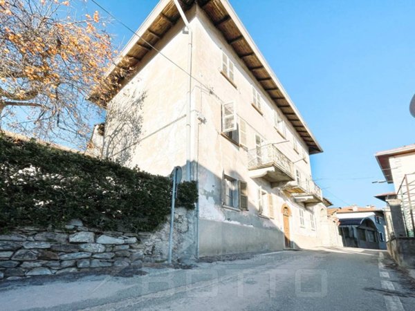 casa indipendente in vendita a Pogno