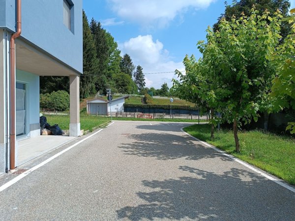 ufficio in vendita a Pogno