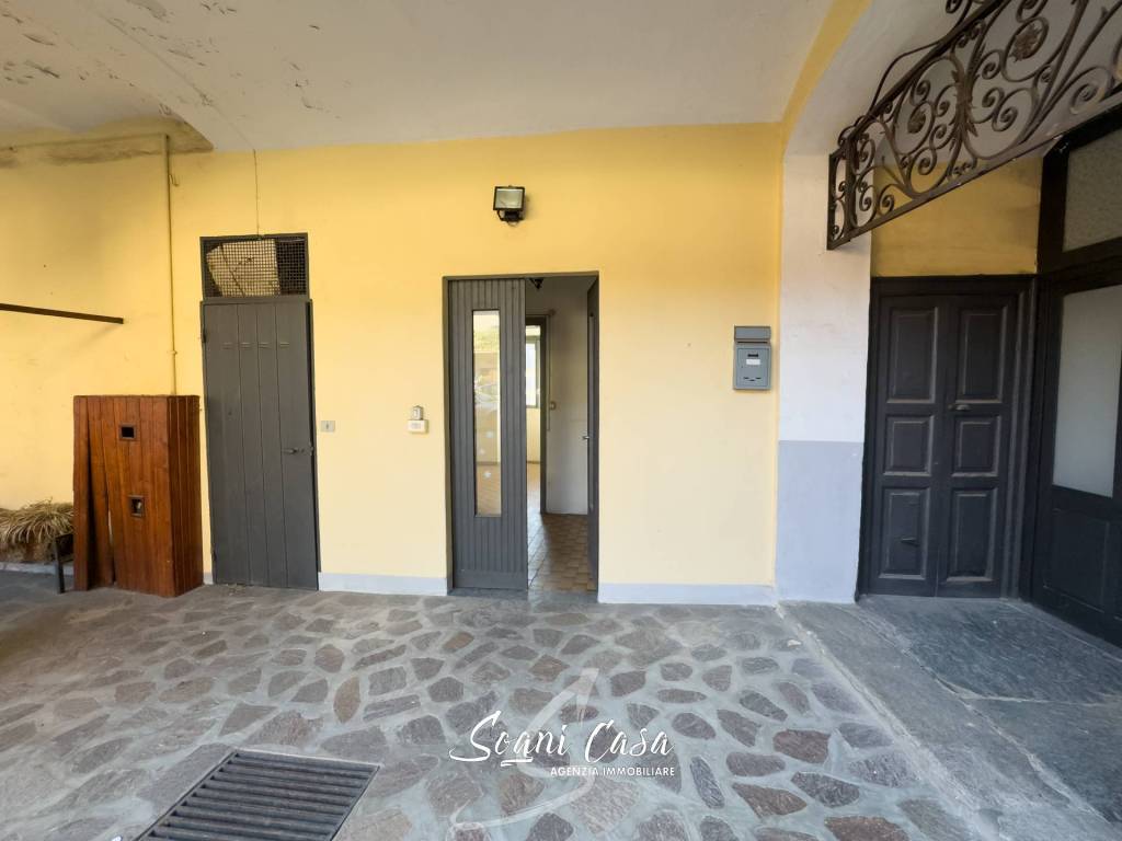 appartamento in vendita a Pombia
