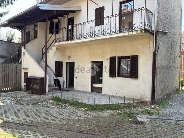 appartamento in vendita a Pombia