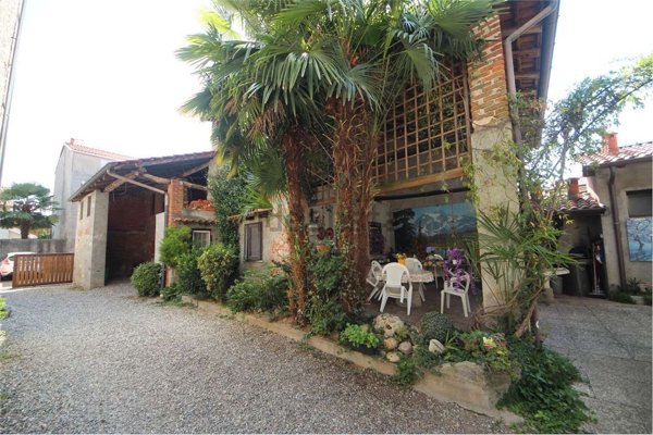 appartamento in vendita a Pombia