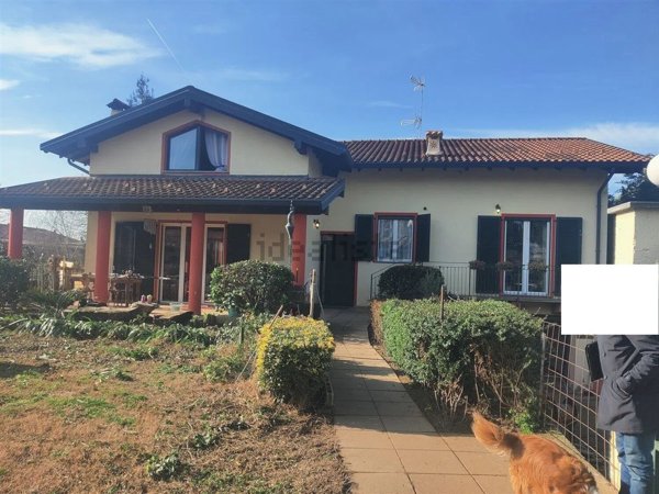 appartamento in vendita a Pombia