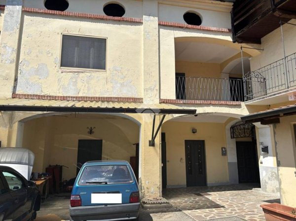 appartamento in vendita a Pombia