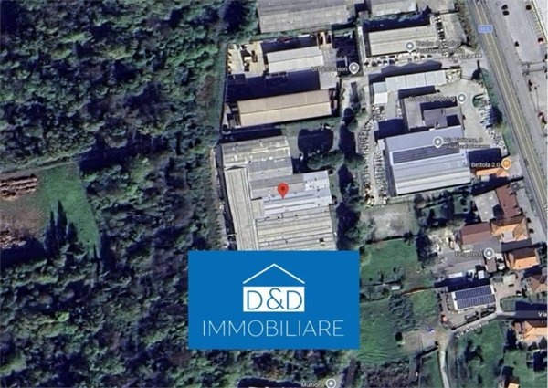 capannone in vendita a Pombia