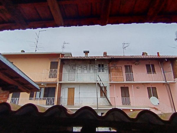 appartamento in vendita a Pombia