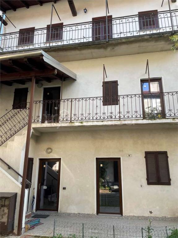 appartamento in vendita a Pombia