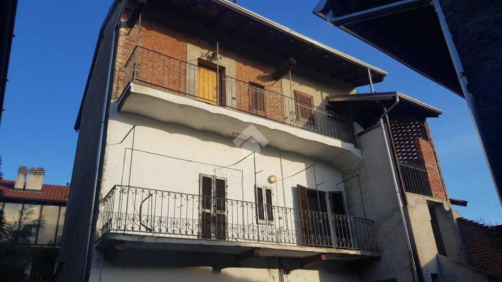 appartamento in vendita a Pombia