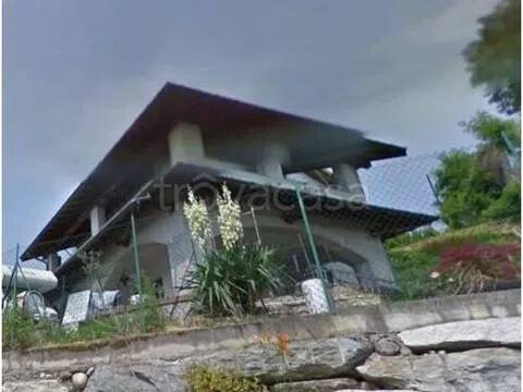 casa indipendente in vendita a Pombia