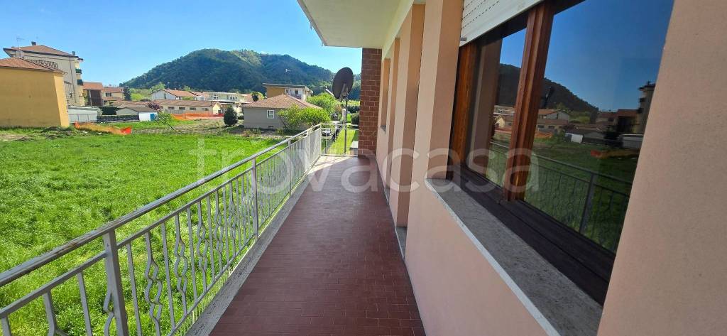 appartamento in vendita a Prato Sesia