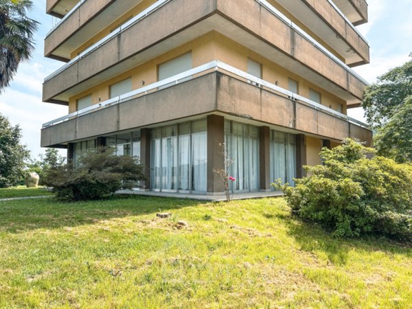 appartamento in vendita a Prato Sesia